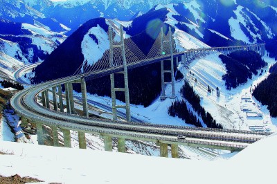 連霍高速:無限風光在文化