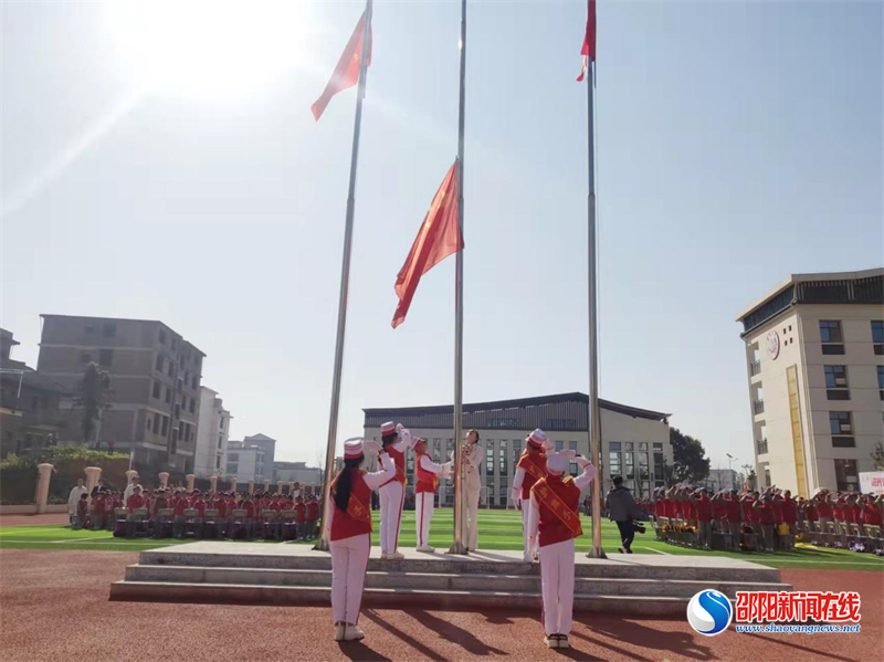 武岡市幸福芙蓉學校開展“陽光體育,健康成長”大課間操比賽活動