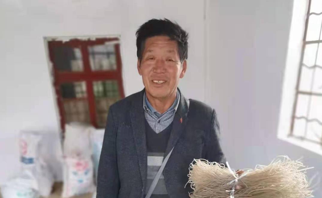 獨臂摯天，創造奇跡 ——記句容市茅山管委會上桿村村民陳福安的二、三事