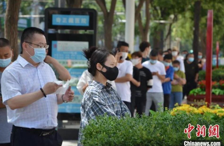 甘肅單日新增逾300感染者 西部地區如何更好防疫？