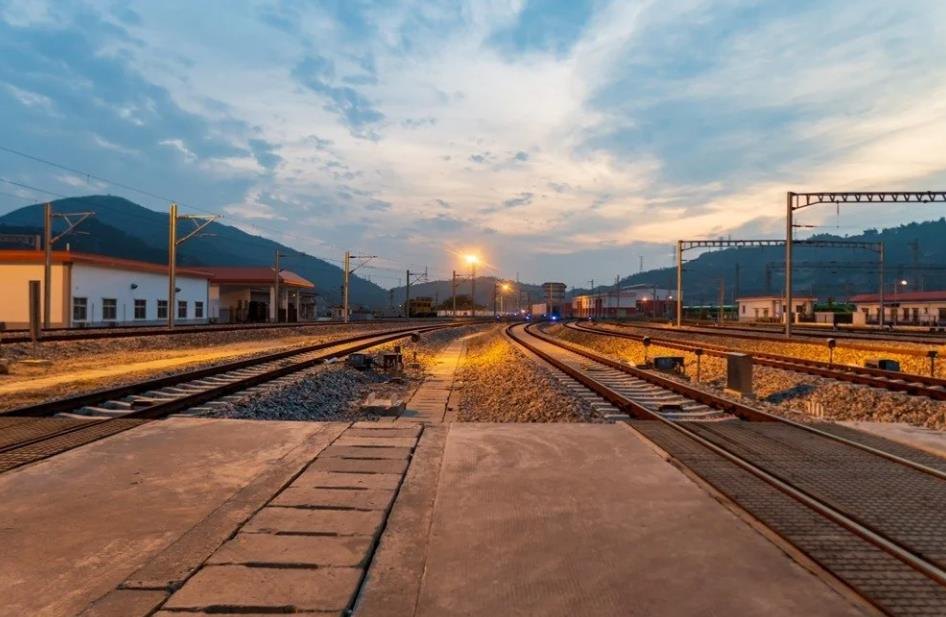 新一輪新型城鎮化頂層設計來了 戶籍制度改革去向何方？