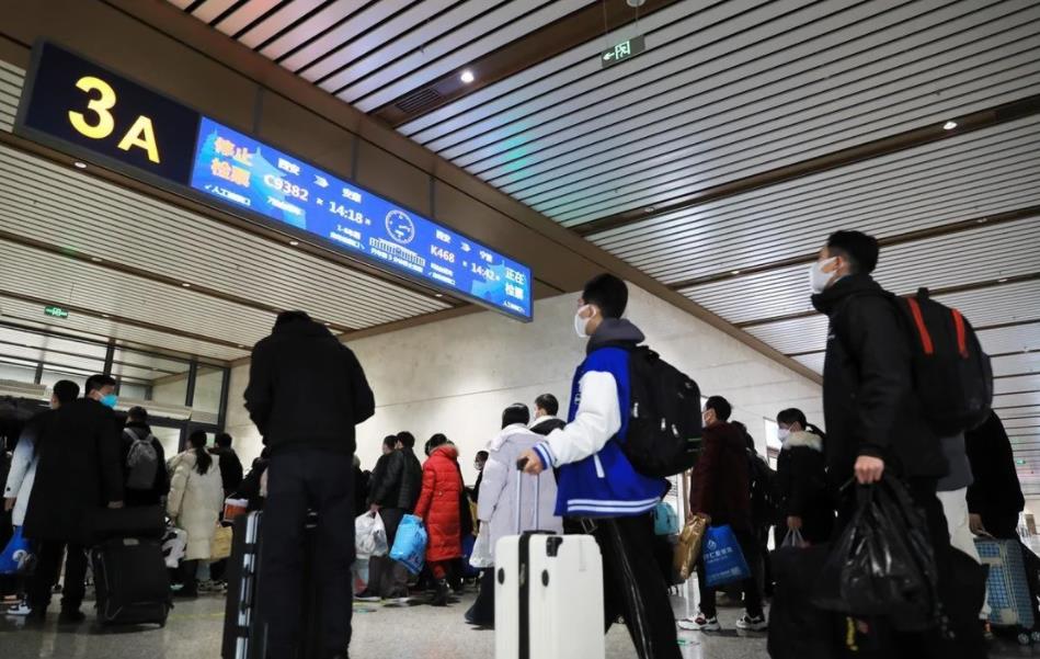 多地停止“返鄉人員報備是否陽過” 專家:對強制報備可拒絕