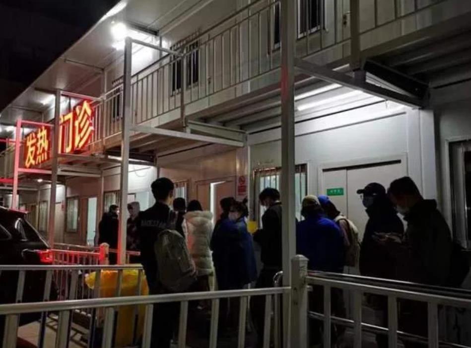 這波發熱患者大部分是甲流，醫生：和新冠是兩種完全不同的病毒