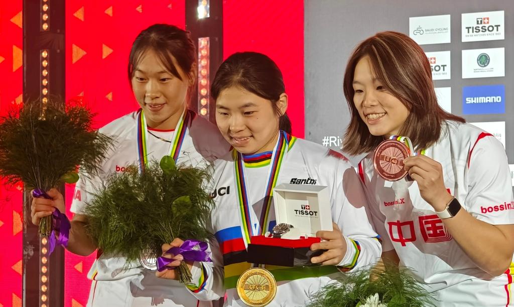中國隊包攬自由式小輪車世錦賽女子公園賽前三名
